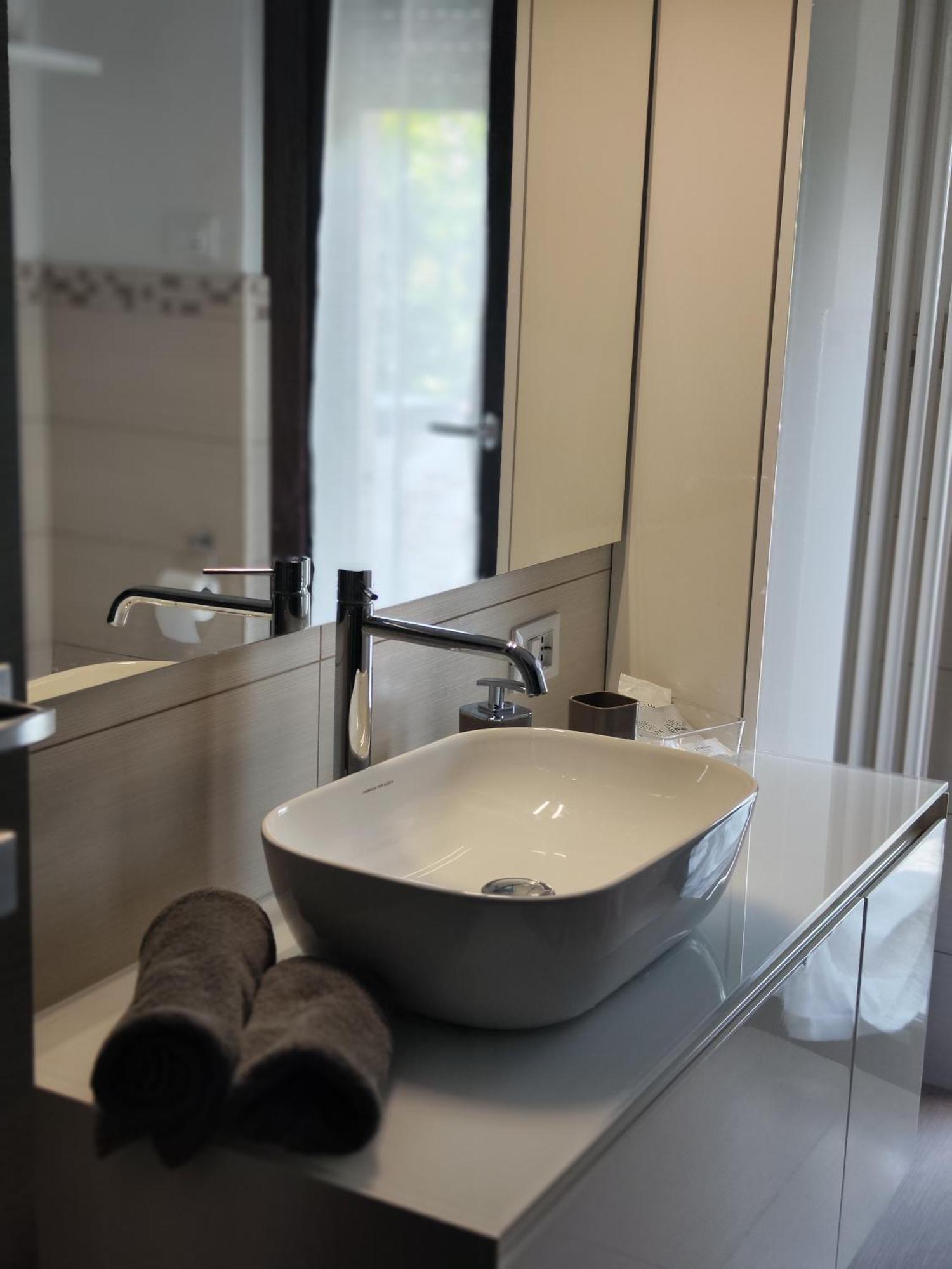 Sempione Apartment Lainate Esterno foto